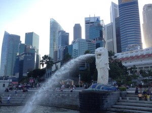 Singapore's Merlion And The CBD